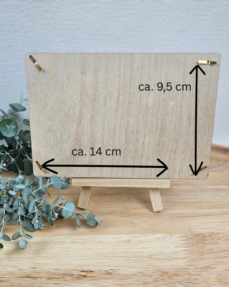 Geschenkkarte für Geld oder Gutscheine
Größe ca. 14x9,5 cm aus 3mm Birkensperrholz
Personalisiert mit Namen und das Alter des Geburtstagskindes als Zahl
Geldgeschenk Geburtstag 18, Geldgeschenk Geburtstag 50, Gutschein zum Geburtstag