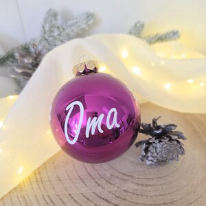 Personalisierte Weihnachtskugeln in 6 Farben in matt und glänzend
Mit Name und wahlweise Pfoten, Engelsflügel, Schneeflocken oder Rentiere

Geschenkideen Hundebesitzer, Weihnachtsbaumkugeln Personalisiert, Weihnachtskugel Personalisiert