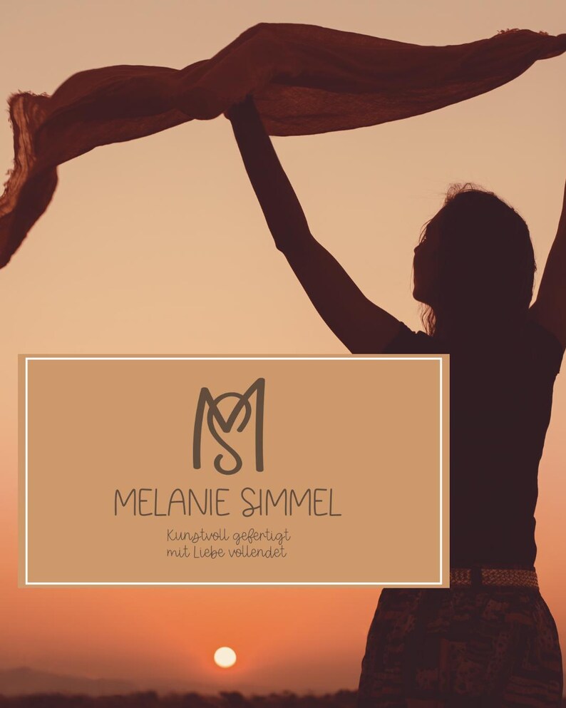 May include: Silhouette of a person holding a flowing scarf against a sunset backdrop. The image features a logo with the name "Melanie Simmel" and the text "Kunstvoll gefertigt mit Liebe vollendet."