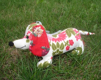 PDF Sewing Pattern - Fabric Stuffed Dachshund hotdog doll dog animal DIY Puppy - Beginner Tutorial