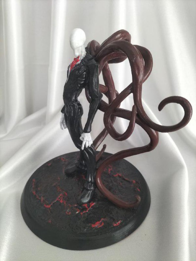 Slenderman Figure: Handmade Gothic Horror Decor, 3D Printed - Etsy