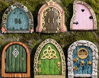 Porta de fada mágica em miniatura de madeira estampada para interiores | Decoração rústica de jardim, ornamento para bonsai, presente para amantes de jardins, decoração estilo cottagecore