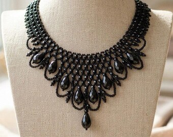 Schwarze Perlen Statement Halskette | Handgemachtes Elegantes Gothic Halsband | Abend Schmuck Geschenk für Sie