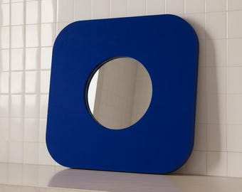 コバルトブルーのバウハウスミラー、ドーパミンホームデコレーション、レトロスタイルのミラー、ミッドセンチュリーモダンミラー、3Dアート作品、ユニークなスクエアミラー