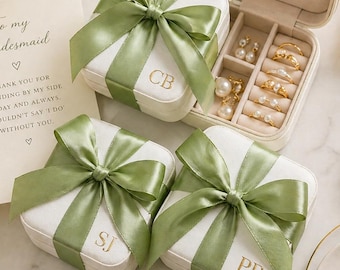 Bridesmaid Gift | Jewellery Box | Personalised Gift for Bridal Party | Jewellery Organiser