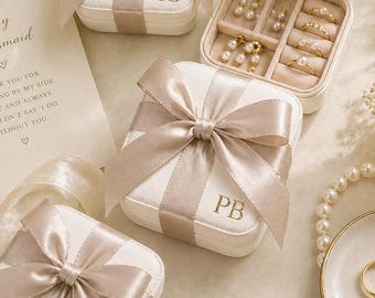 Bridesmaid Gift | Jewellery Box | Personalised Gift for Bridal Party | Jewellery Organiser