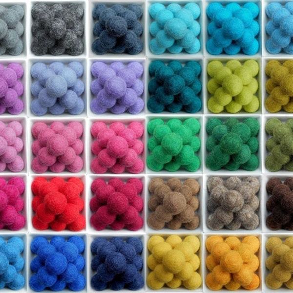 10 wool felt balls 2cm