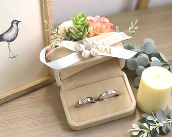 Samt Ring Box Box | Weiß, Grün oder Rosa Blumen Hochzeit Vorschlag Halter