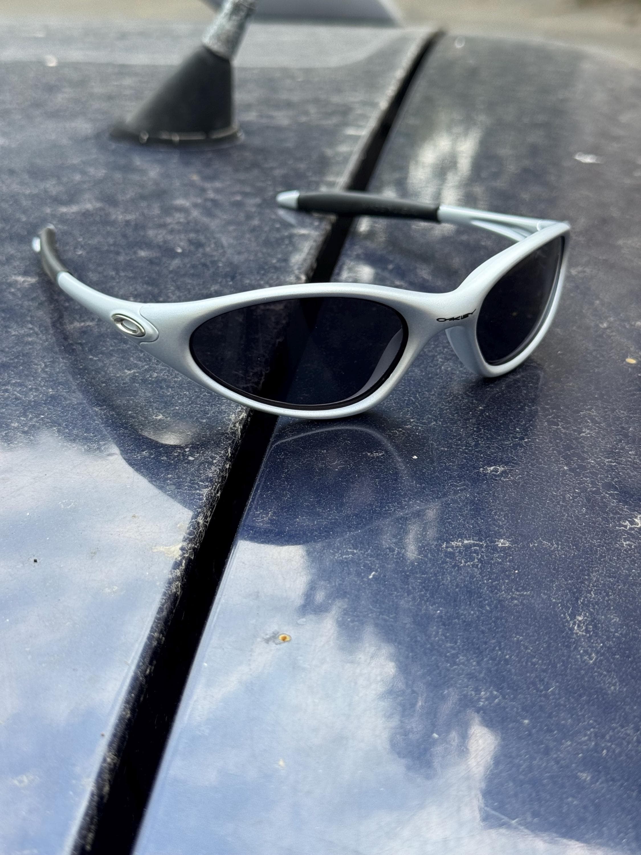 Oakley Minute 1.0 Sunglasses Y2K USA Splice Gorpcore Eye Jacket