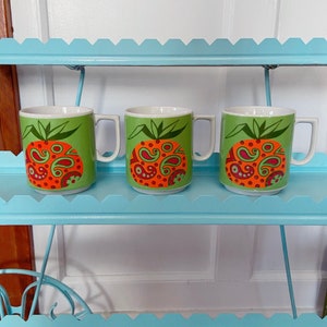 1970s Vintage Groovy Mugs Paisley Orange Design Green Orange Originally Crafted in Japan 70s Collectible Set Excellent Condition Ceramic