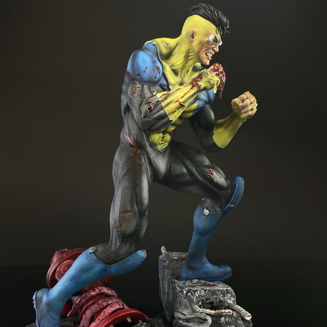 Invincible figures - Etsy 日本