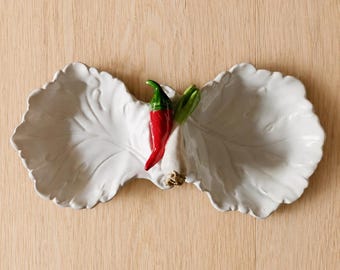 Dubbelfat Franco Munari Bassano Italien vit keramisk chilipeppar- italiensk keramik dubbelfat Vit Majolica Chilipeppar Franco Munari