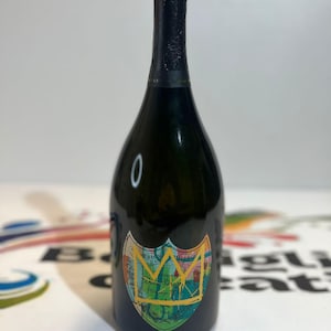 Dom Perignon Empty Bottle•Dom Perignon Flaschen Leer•Dom Perignon Bouteille Vide•Dom Perignon Limited Edition•Jean Michael Basquiat Factice immagine 10