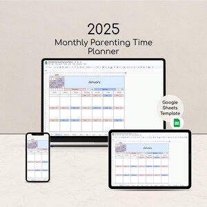 Könnte beinhalten: Ein digitaler 2025 Monthly Parenting Time Planner, der auf einem Laptop, Tablet und Smartphone angezeigt wird. Der Planer zeigt ein Kalenderlayout für Januar mit blau und rosa farbcodierten Abschnitten. Der Text "Google Sheets Template" ist ebenfalls sichtbar.