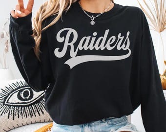 Raiders PNG, Raiders Mascot Script Design, School Spirit Raiders Shirt Design, Game Day Sports Sublimation PNG, Team Pride PNG