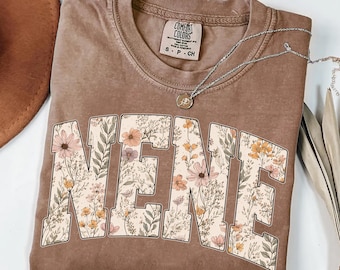 Nene PNG / Design floreale con fiori selvatici Nene / Festa della mamma PNG / Sublimazione PNG per maglietta / Download immediato