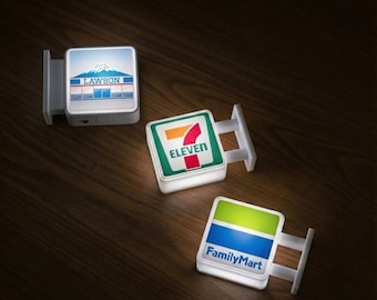 Calamita luminosa per frigorifero Lawson, 7-Eleven, Lawson – Mini insegna giapponese Konbini – Decorazione per cucina thailandese 54x47 mm