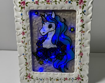Marco de fotos con luz nocturna LED de unicornio – Marco de porcelana floral