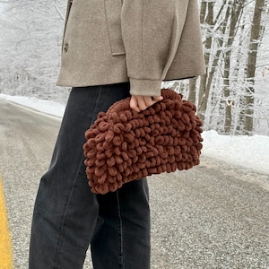 Sac gonflé au crochet fait main avec du fil d'Alize