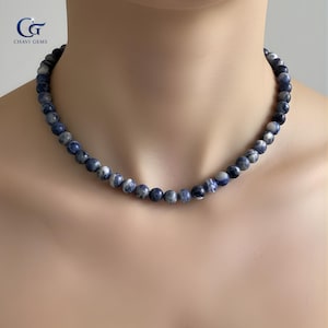 Collana di perline di sodalite fatta a mano, gioielli con pietre preziose da 8 mm, collana da 18 pollici, regalo per lei