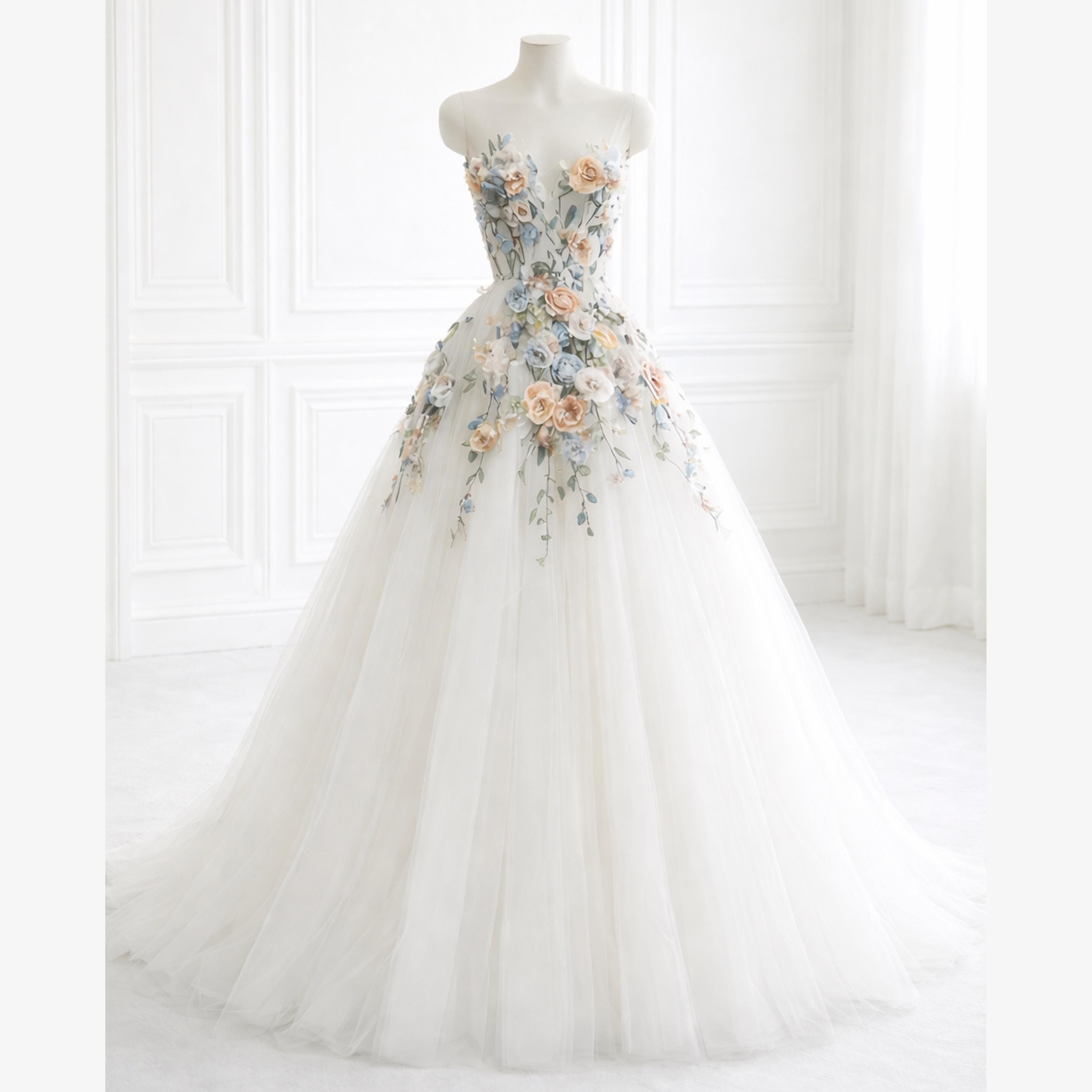 Robe de mariée florale minimaliste en tulle romantique