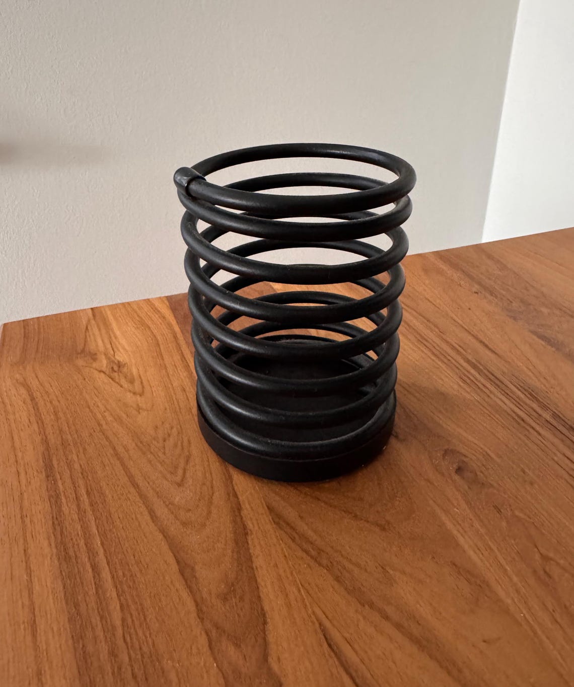 Vintage Black Coil Pencil Holder Desk Organizer 1980's Mod Desk ...