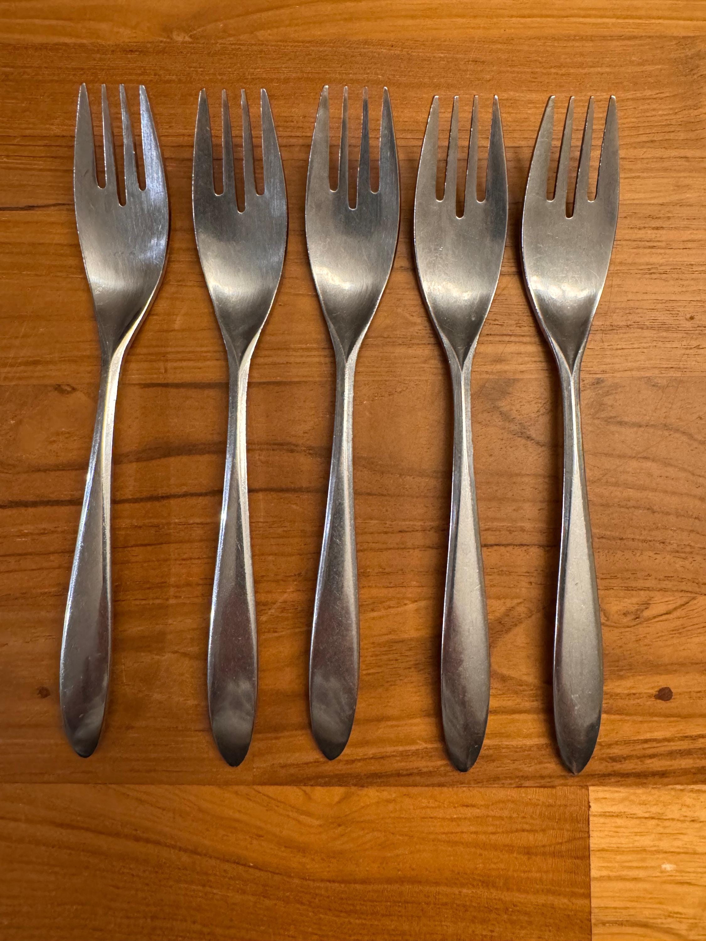 Vintage Modern INTERNATIONAL Stainless Korea LUCERNE Flatware