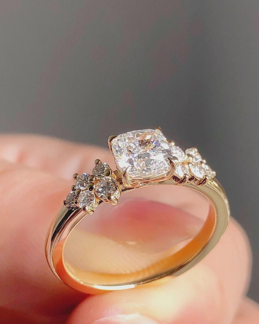 14k Yellow Gold Cluster Setting Engagement Ring, Cushion Cut Lab Grown ...