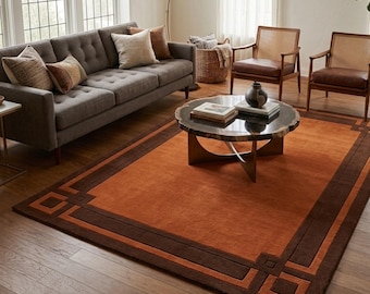 Tappeto Art Déco color terracotta da 2,7 x 3,6 metri con bordo geometrico marrone / Tappeto in lana stile Mid-Century Modern per soggiorno / Tappeto su misura realizzato a mano