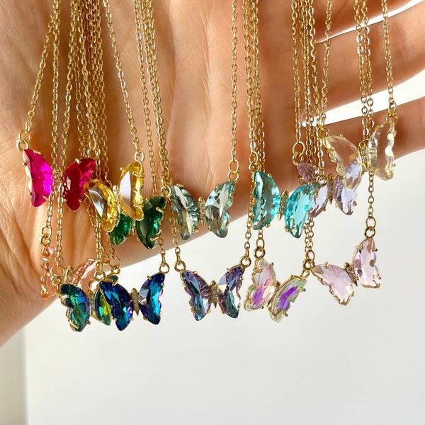 Collier papillon en cristal, beaux bijoux, papillons colorés de zircone cubique, cadeau pour elle, collier à breloques minimaliste en superposition délicat