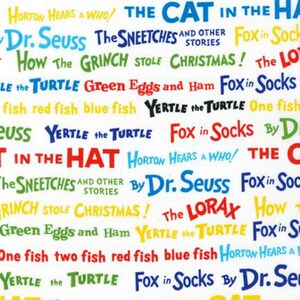 Celebrate Dr. Seuss Buchtitel von Robert Kaufman Quilt Stoff 100% Baumwolle ADE-10789-203 Weiß - Große Menge - Kostenloser Versand USA