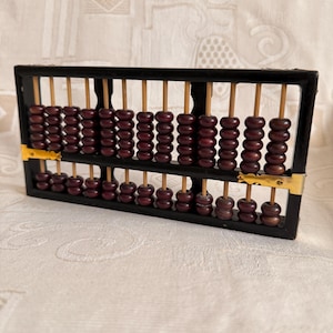 Vintage Chinese Wooden Abacus Suanpan with Brass Corners – Mid-Century Calculating Tool and Desk Decor