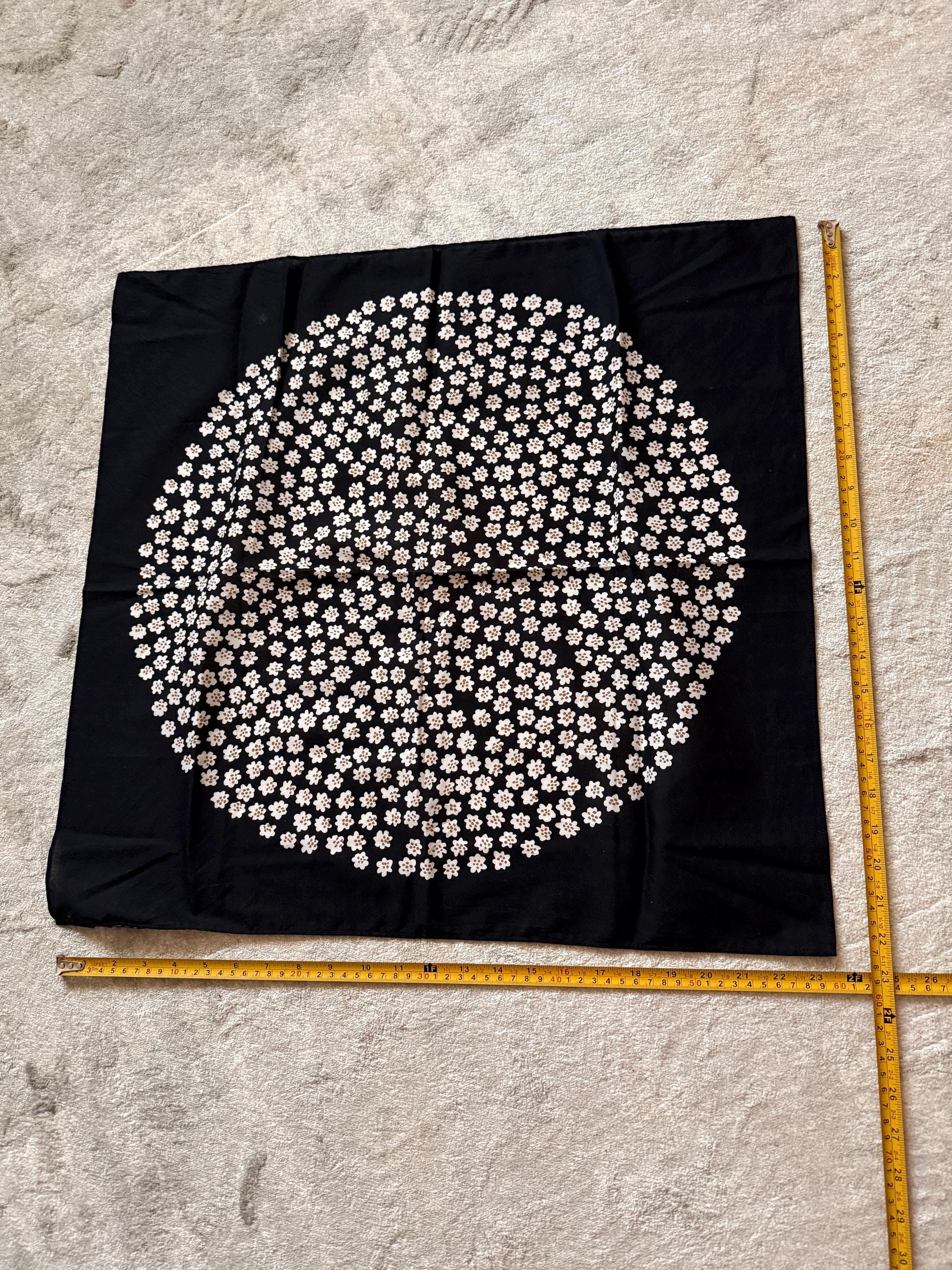 Marimekko Puketti Scarf 57x57 – Vintage Floral Cotton Bandana