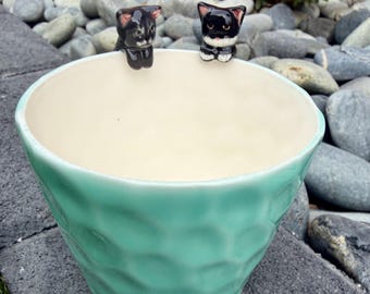 Custom Pet Portrait Mug – Personalized Cat or Dog Illustration