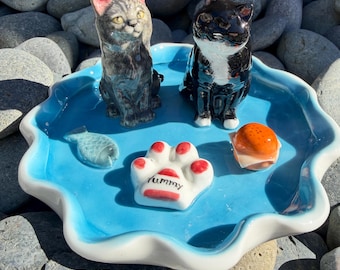 Custom Pet Portrait plate – Personalized Cat or Dog Illustration