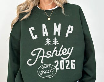 sweat-shirt vintage Camp Bachelorette | Pull ras du cou de la mariée et de la demoiselle d'honneur pour une randonnée en plein air Bach Trip