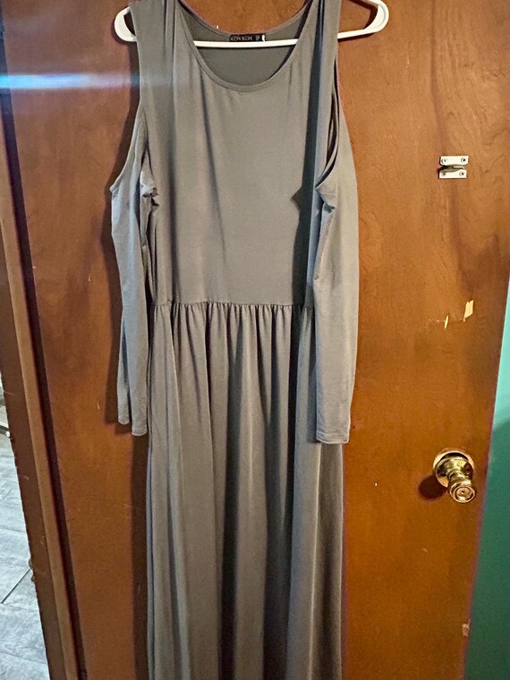 cold shoulder dress grey light cold-shoulder maxi by the brand Koh Koh XL Summer dresses