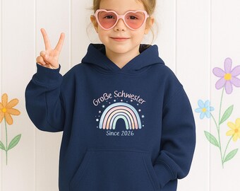 T-Shirt „Große Schwester“ | Hoodie "große Schwester" | personalisiert Name & Jahreszahl | Regenbogen Shirt für Kinder | Geschenk Geschwister