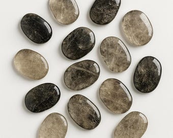 Piedra de palma de cuarzo ahumado mediana – Piedra de bolsillo pulida y lisa