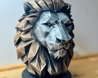 Metallic Geometric Lion Sculpture – 3D Printed Modern Decor