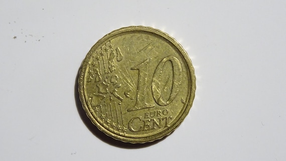 希少な2002年イタリア10ユーロセント硬貨：ダブルリングエラー