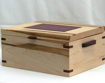 Decoratieve doos van esdoorn