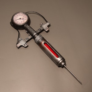 Fallout Stimpak Prop Replica | Stimpak Syringe Cosplay Accessory | 3D Printed & Hand Painted Collectible