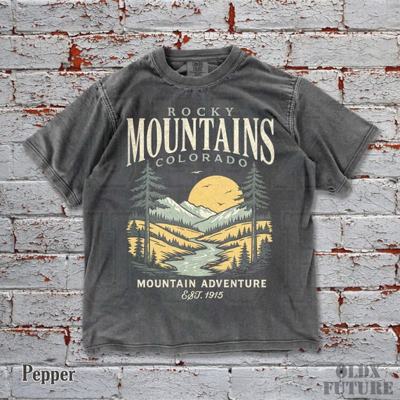 Vintage Rocky Mountains Colorado Comfort Colors® T-Shirt, Outdoor Discovery Graphic Tee, 90s Mountain Hiking Shirt,