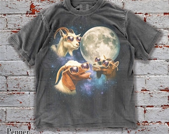 Funny Goat Moon Shirt, Retro Grunge Comfort Colors Tee, Vintage Space Animal Oversized T-Shirt