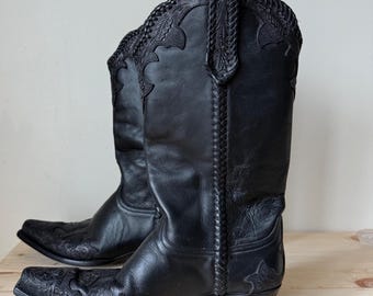 Old Gringo Julian Black Hand Tooled Leather Boots Mens 11D. Braided.