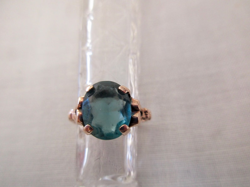 vintage 10K gold ring heart aquamarine blue stone size 5