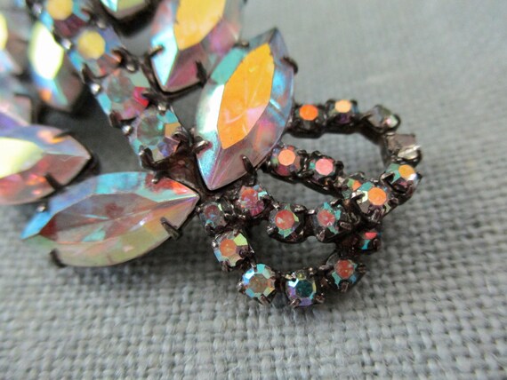 aurora borealis rhinestone brooch - large, prong … - image 3