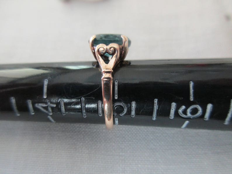 vintage 10K gold ring heart aquamarine blue stone size 5