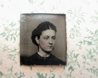 antique miniature gem tintype photo - 1800s, young girl, tinted cheeks, brooch